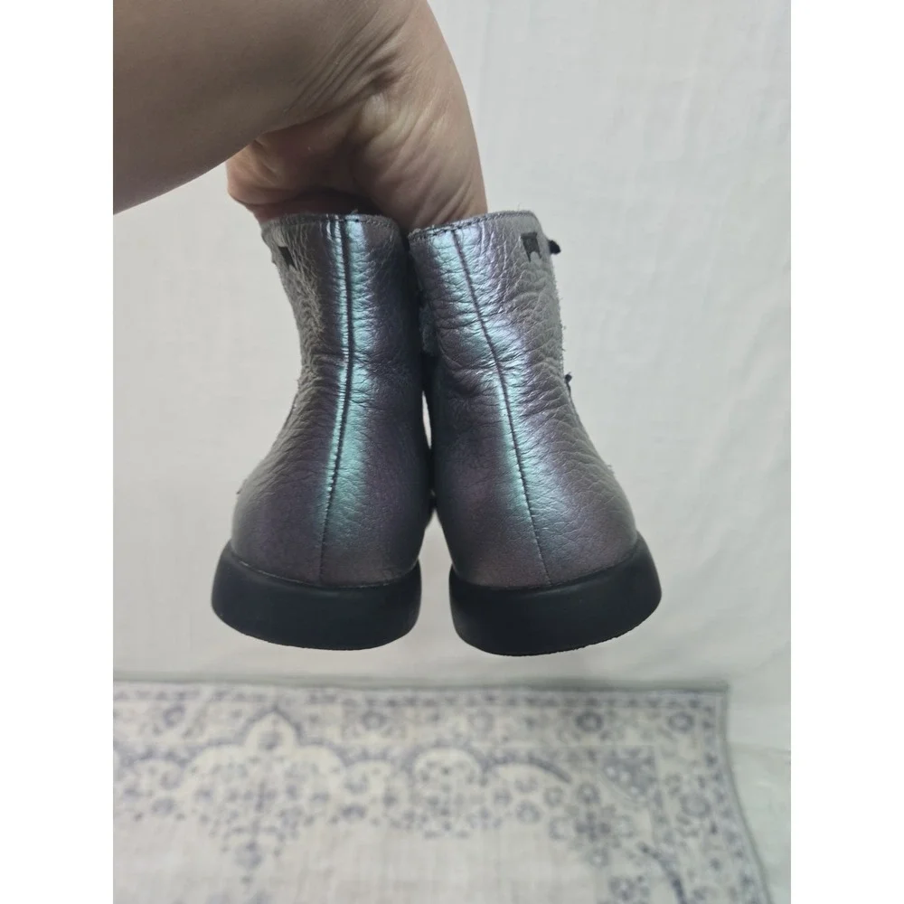 Camper Duet Kids‎ Iridescent Leather Side Zip Ankle Boots EUR 33 US 1.5 Penguin
